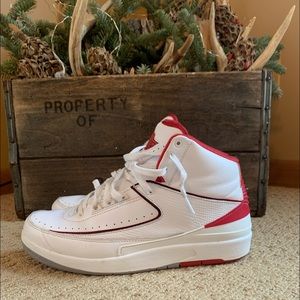 Air Jordan Retro 2 White Red